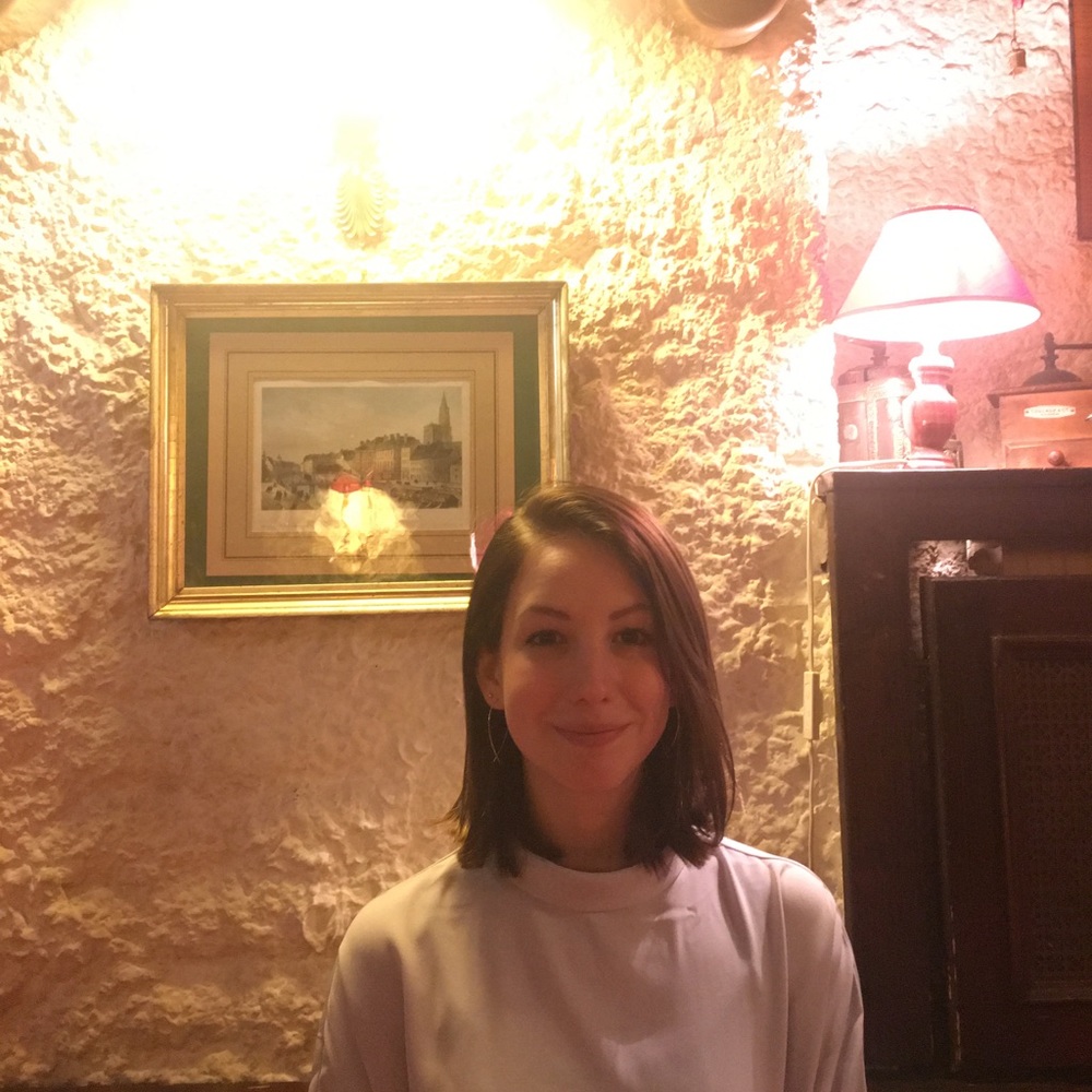Meet your Posher, Eva